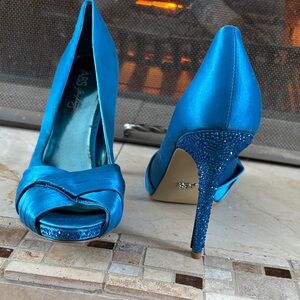 ABS Allen Schwartz Vibrant Blue Satin Heels